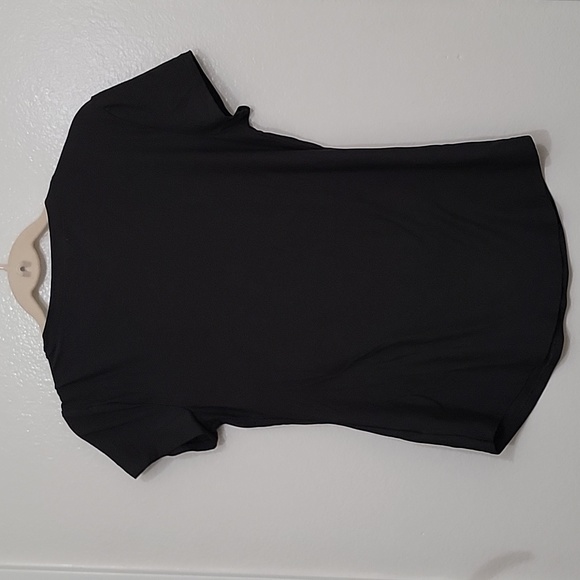 EUC No Boundaries Juniors’ Short Sleeve Brushed V-Neck T-Shirt Size Medium - Picture 5 of 7